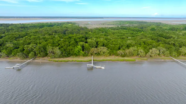 $1,500,000 | 0 South Fenwick Island, Green Pond, SC 29446