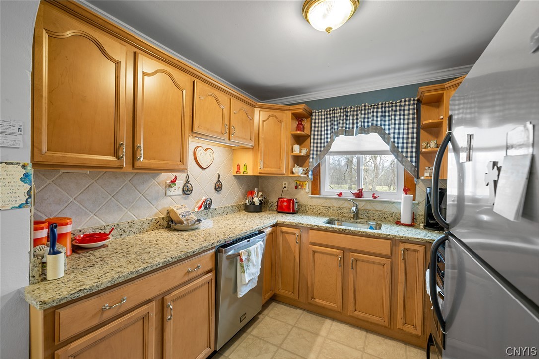 4959 Westmoreland Road Kirkland, NY 13492 - Photo 8 of 23