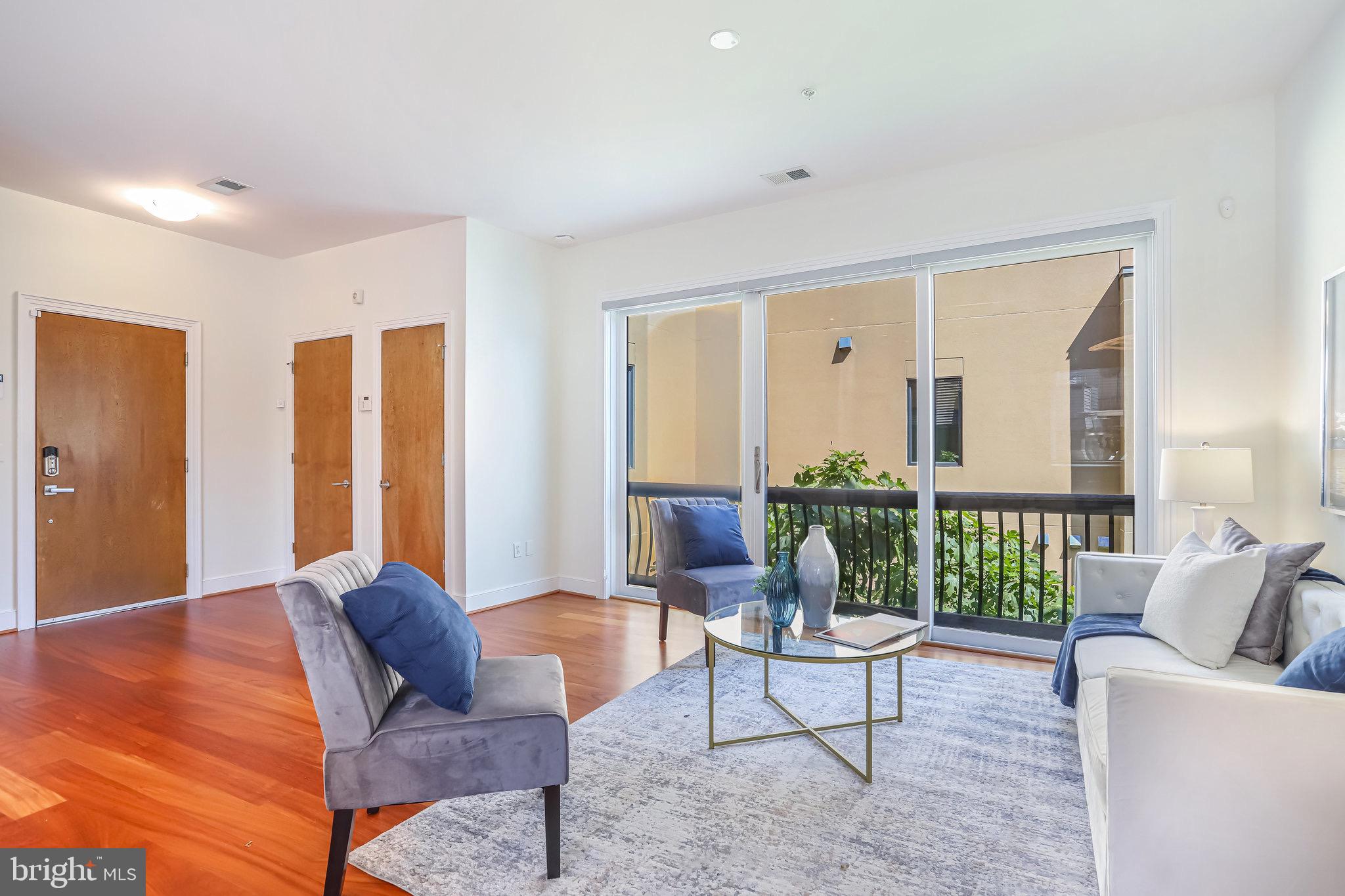 2360 Champlain Street Northwest, Unit 3 3 Washington, DC 20009 - Photo 15 of 71