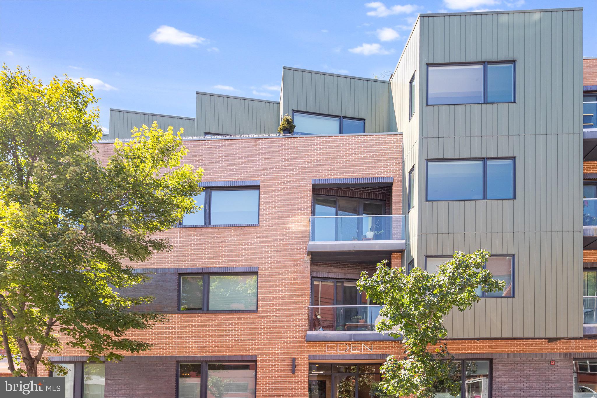 2360 Champlain Street Northwest, Unit 3 3 Washington, DC 20009 - Photo 2 of 71