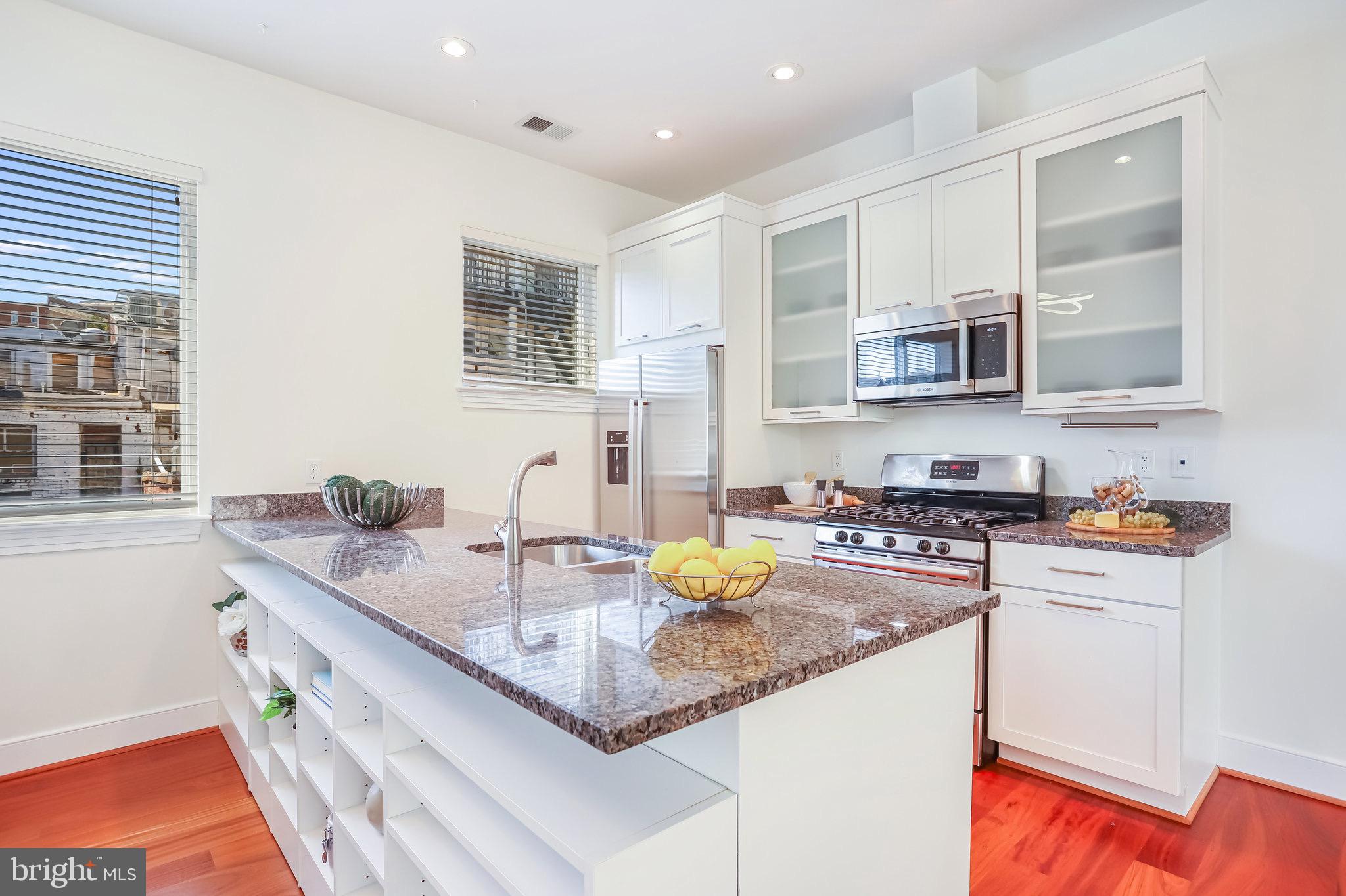 2360 Champlain Street Northwest, Unit 3 3 Washington, DC 20009 - Photo 21 of 71