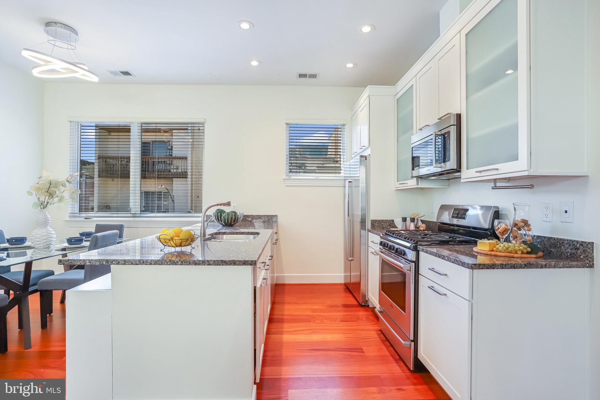 2360 Champlain Street Northwest, Unit 3 3 Washington, DC 20009 - Photo 22 of 71