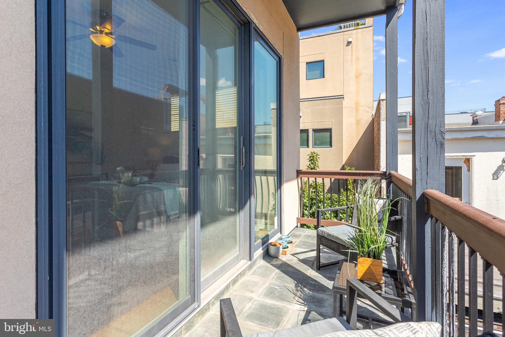 2360 Champlain Street Northwest, Unit 3 3 Washington, DC 20009 - Photo 31 of 71