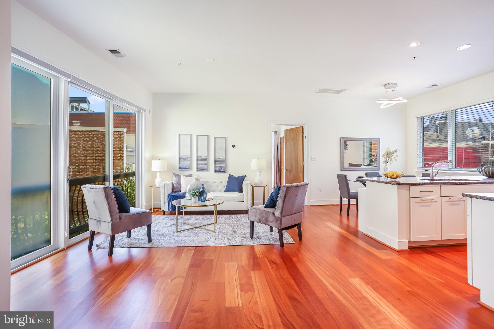 2360 Champlain Street Northwest, Unit 3 3 Washington, DC 20009 - Photo 4 of 71