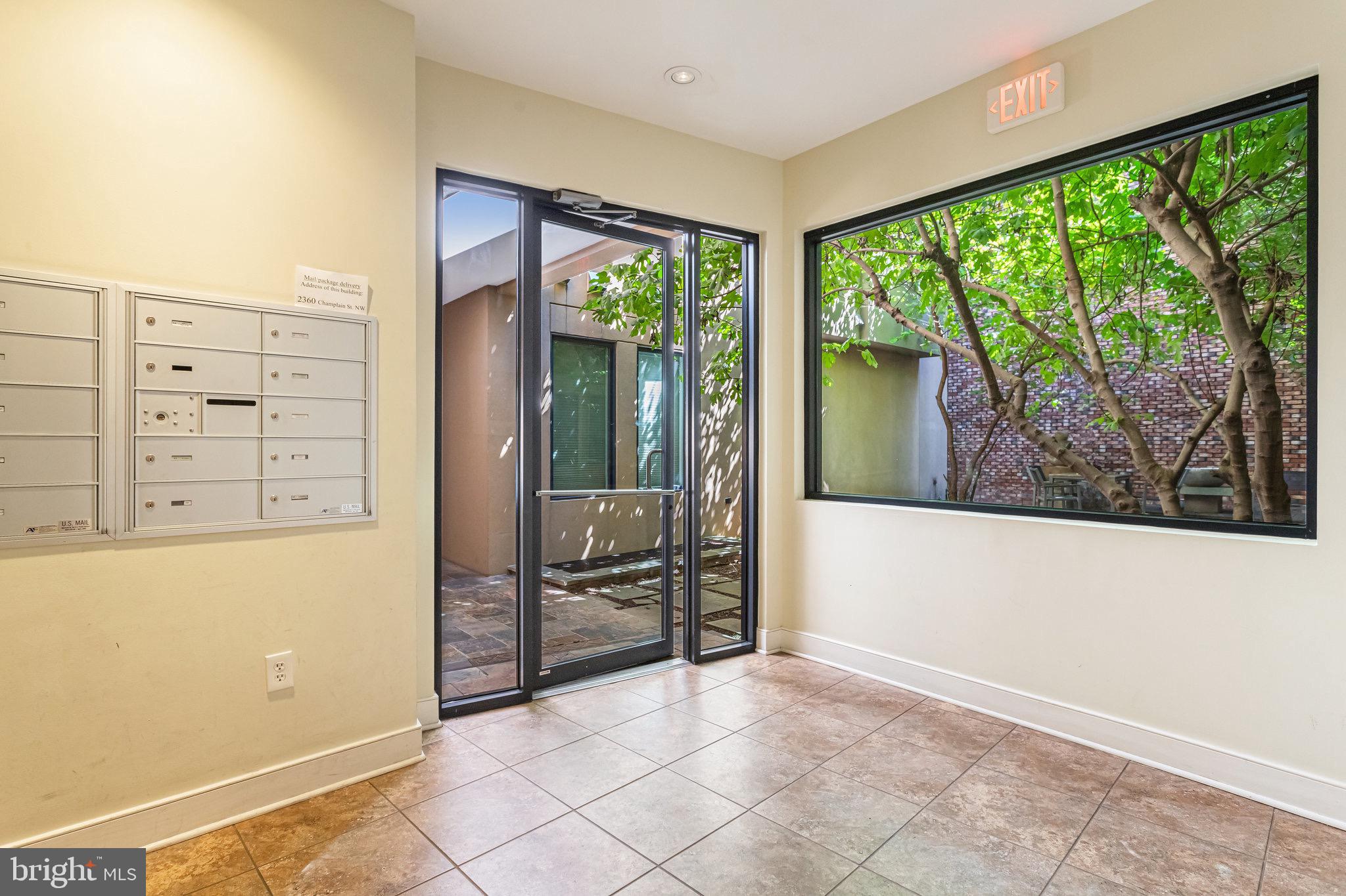 2360 Champlain Street Northwest, Unit 3 3 Washington, DC 20009 - Photo 49 of 71