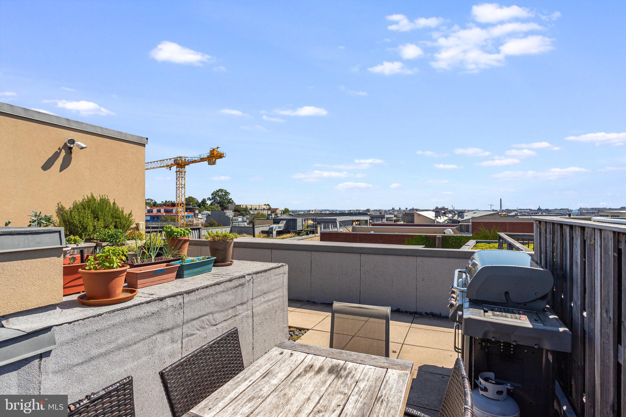 2360 Champlain Street Northwest, Unit 3 3 Washington, DC 20009 - Photo 58 of 71