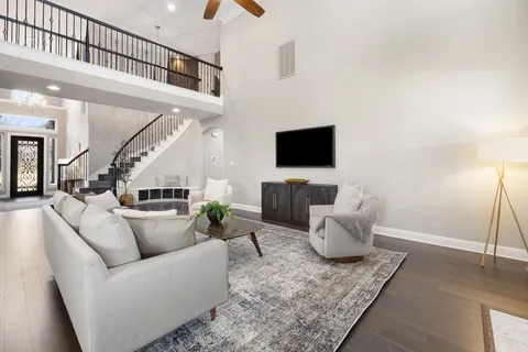 $1,499,999 | 122 Lakota Pass, Austin, TX 78738