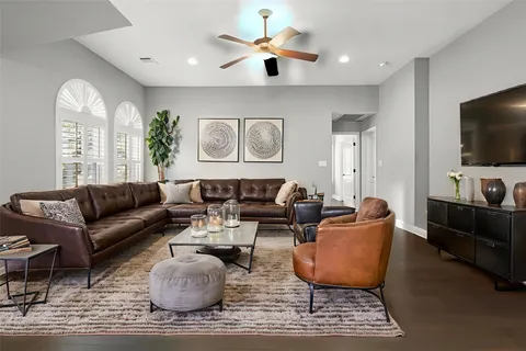 $1,499,999 | 122 Lakota Pass, Austin, TX 78738