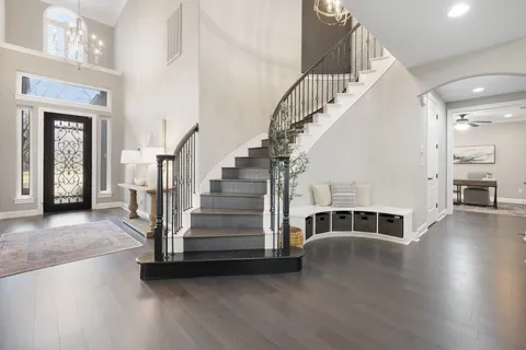 $1,499,999 | 122 Lakota Pass, Austin, TX 78738