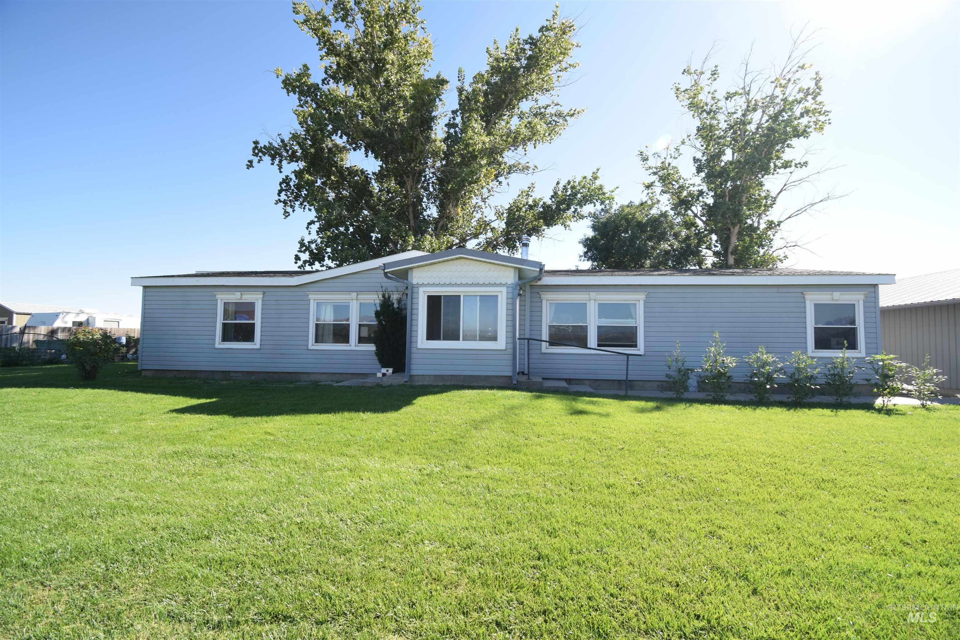 518 Highway 95 Weiser, ID 83672 - Photo 1 of 39
