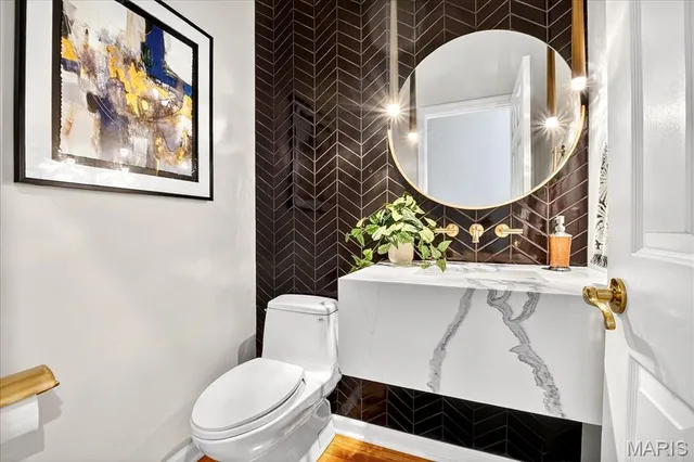 $1,595,000 | 202 Fick Farm Road, Chesterfield, MO 63005