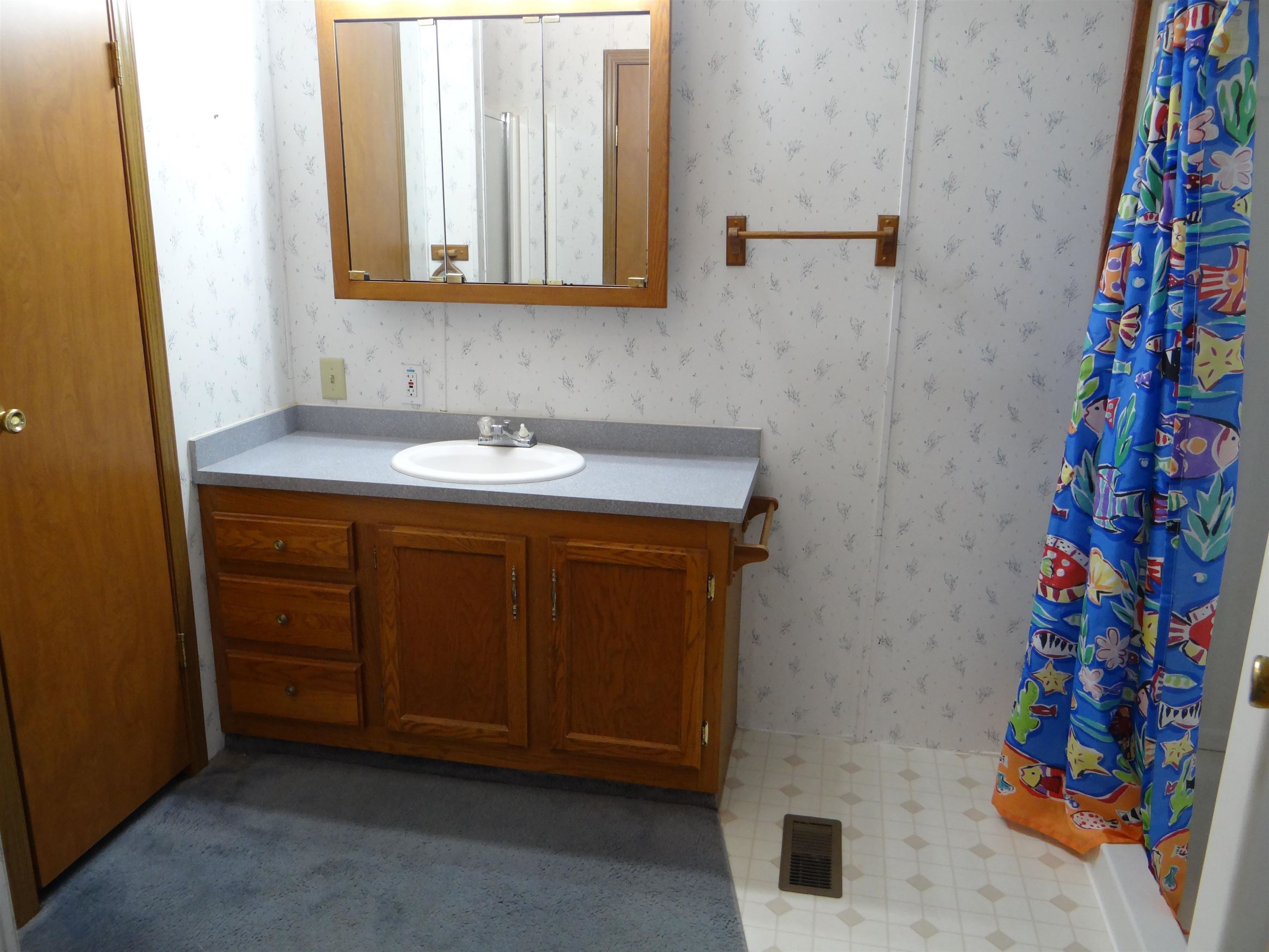 4300 Parker Road Gladwin, MI 48624 - Photo 11 of 35 Gallery Image 11