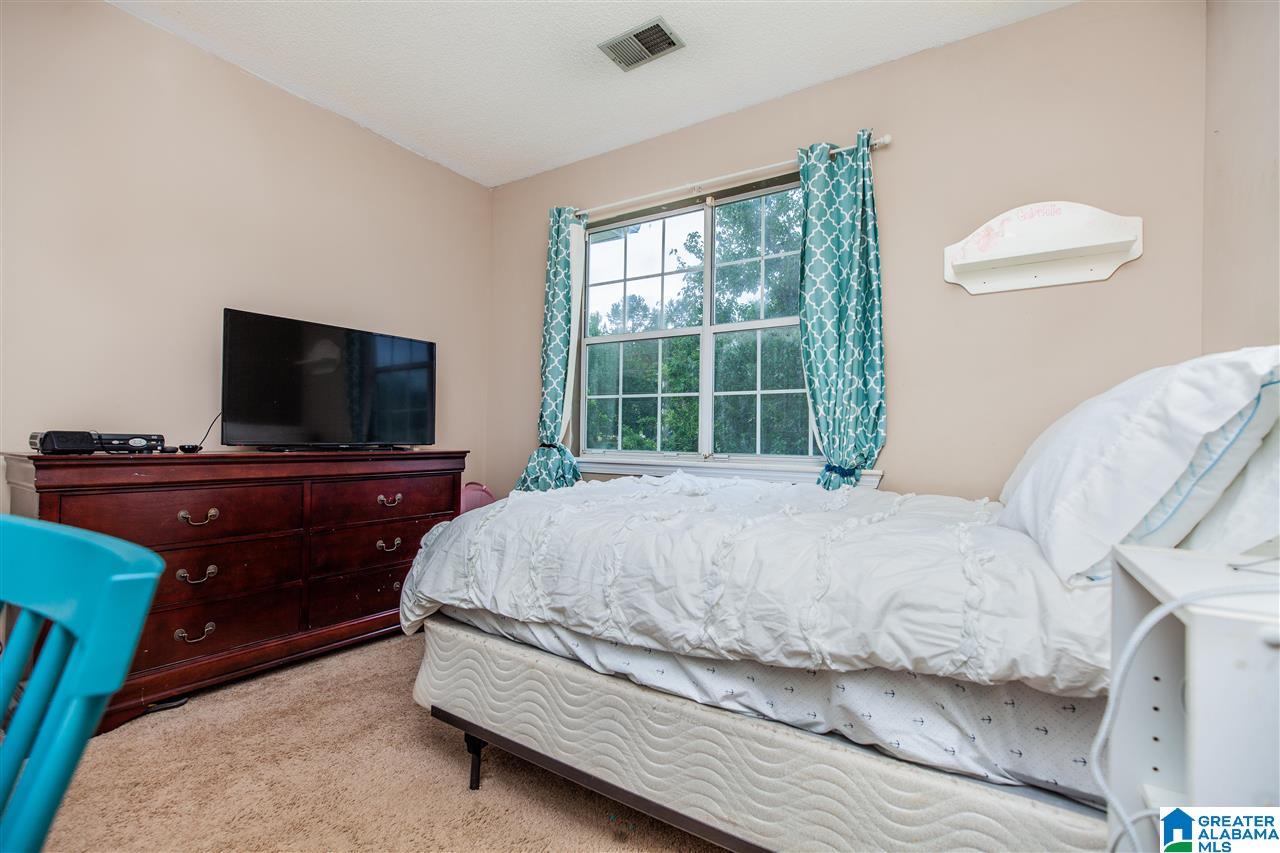 112 Berryhill Drive Alabaster, AL 35007 - Photo 13 of 29