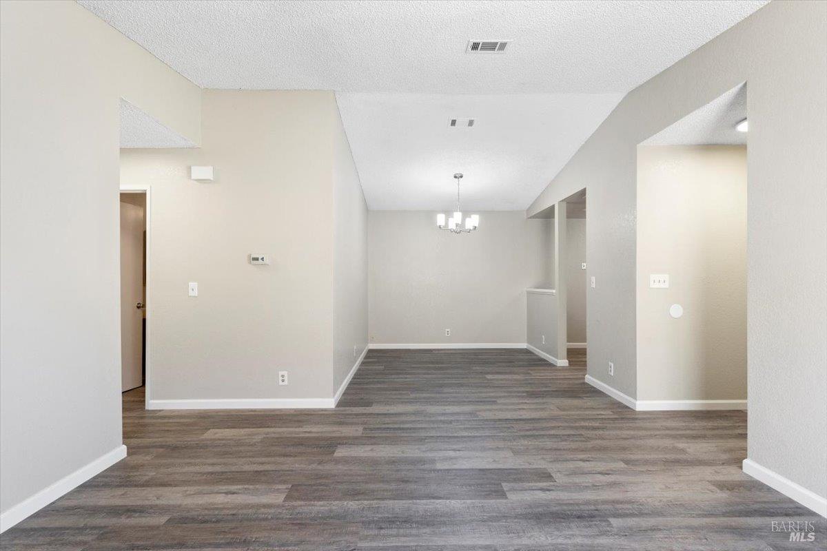 987 Daniel Street Fairfield, CA 94533 - Photo 7 of 36 a view of an empty room