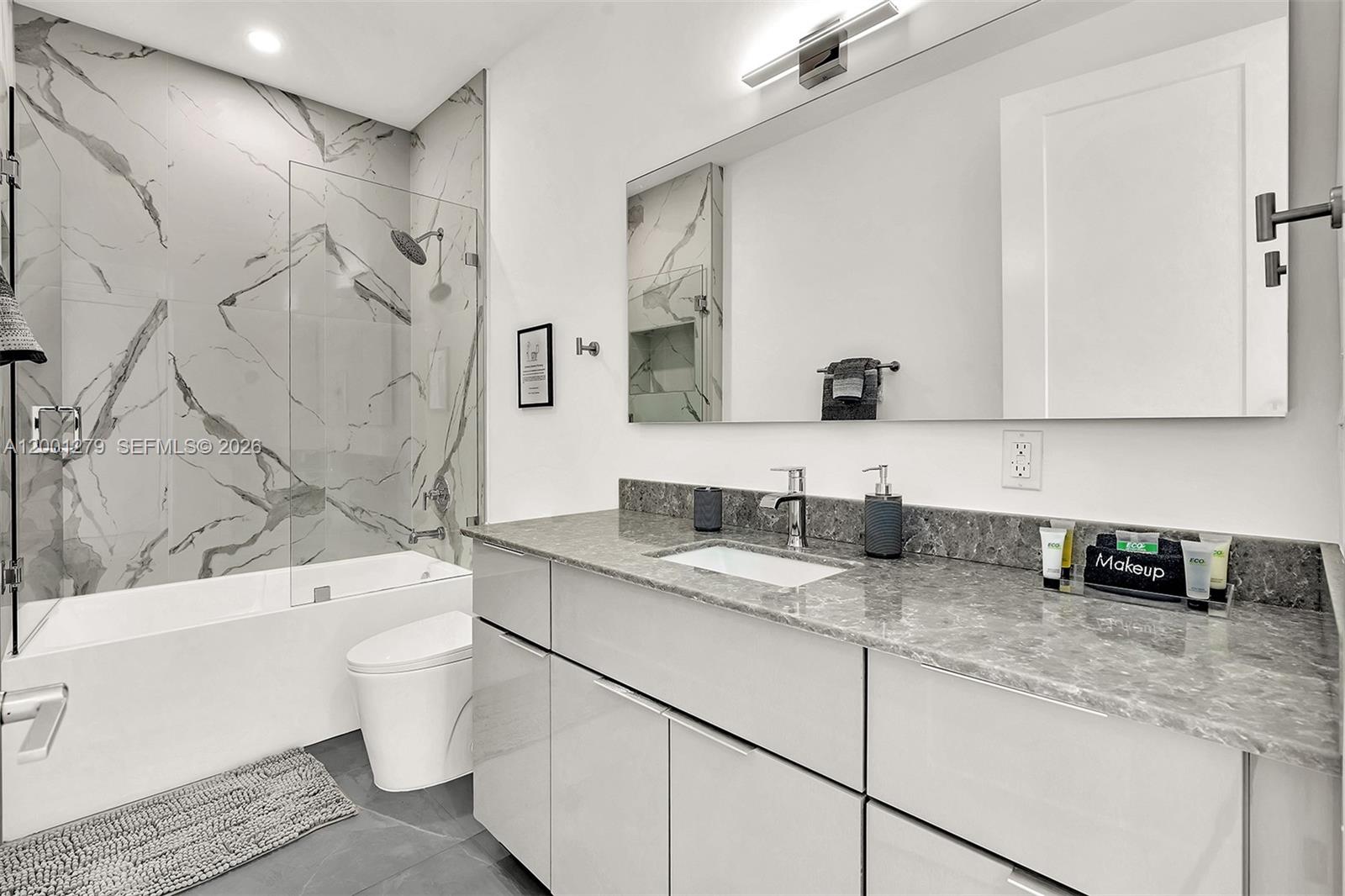 2100 Miami Road, Unit 403 Fort Lauderdale, FL 33316 - Photo 25 of 44