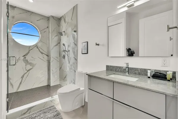 $5,200 | 2100 Miami Road, Unit 403, Fort Lauderdale, FL 33316
