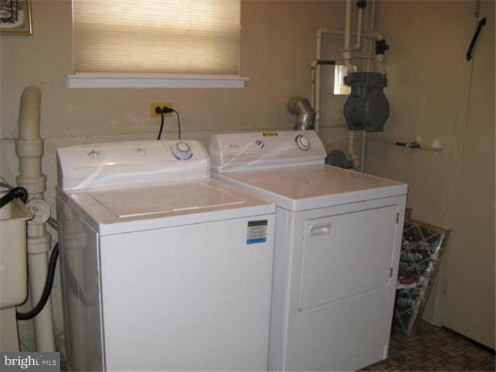 1974 King Arthur Road Philadelphia, PA 19116 - Photo 22 of 23 Laundry Room
