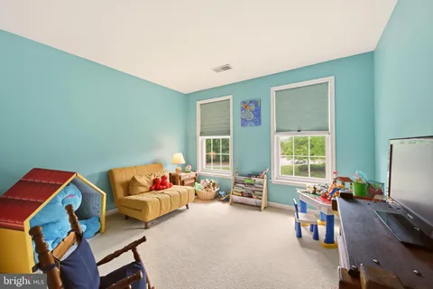 $825,000 | 4093 Oak Village Landing, Fairfax, VA 22033