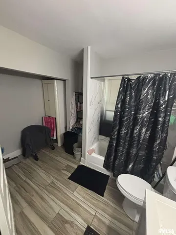 $149,500 | 1015 18th Avenue, Rock Island, IL 61201