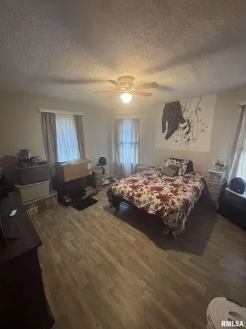 $149,500 | 1015 18th Avenue, Rock Island, IL 61201