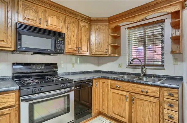 $279,900 | 2423 McMonagle Avenue, Pittsburgh, PA 15216