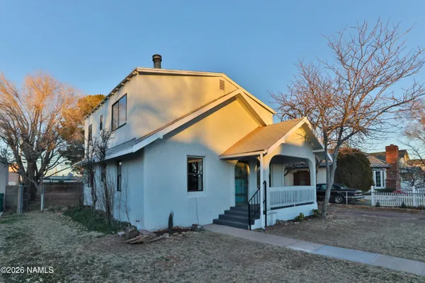 $2,500 | 606 West Elm Street, Winslow, AZ 86047