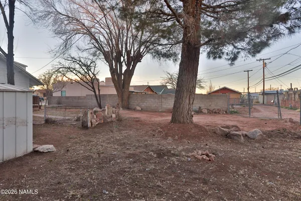 $2,500 | 606 West Elm Street, Winslow, AZ 86047