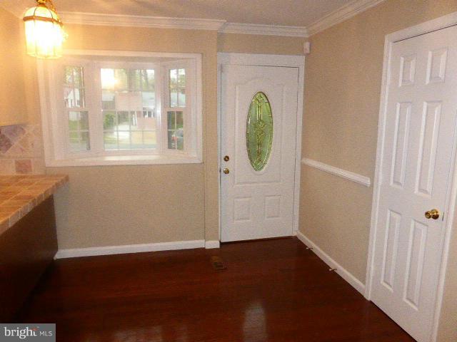 5334 Ravensworth Road Springfield, VA 22151 - Photo 5 of 15 Interior (General)