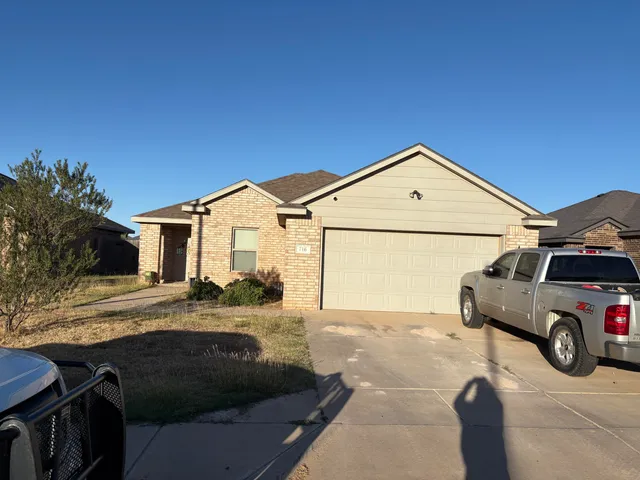 $1,800 | 716 Hillshire Avenue, Wolfforth, TX 79382