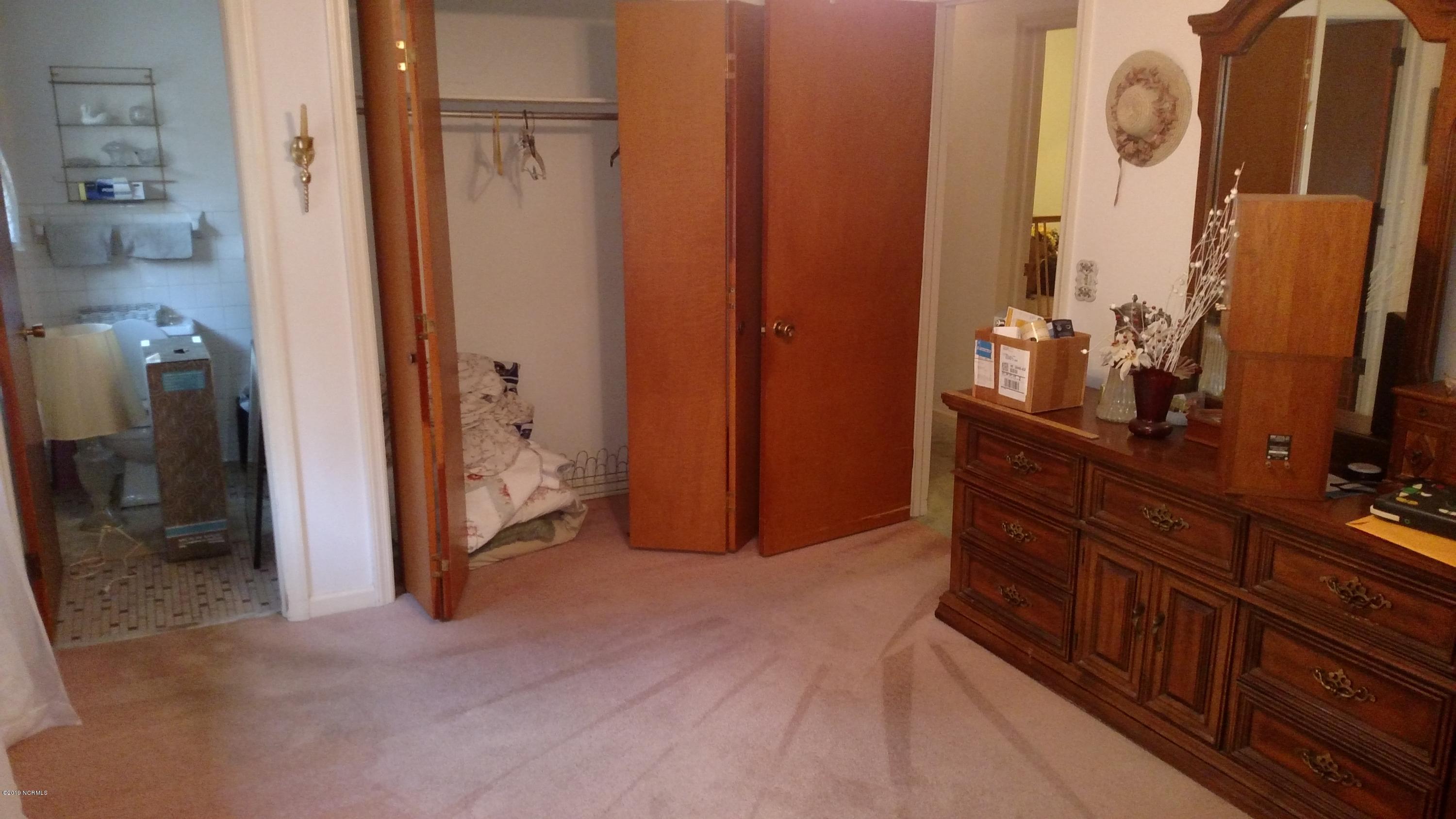 506 Baytree Road Wilmington, NC 28409 - Photo 8 of 9 Jeff mom bedr