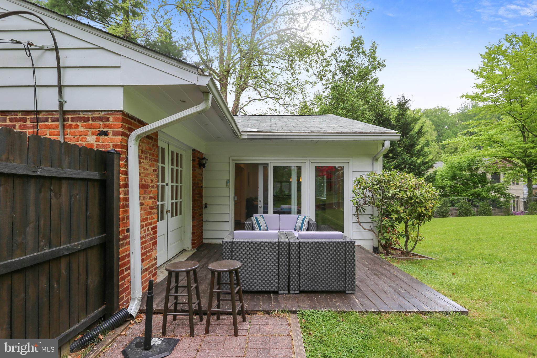 8105 Beech Tree Road Bethesda, MD 20817 - Photo 4 of 57 Gallery Image 4