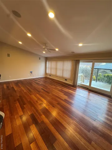 $3,500 | 1125 7th Street, West Babylon, NY 11704