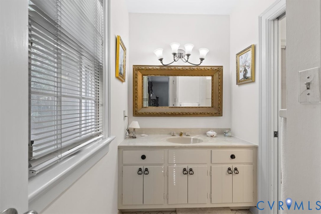 5301 Ashton Creek Road Chester, VA 23831 - Photo 22 of 48
