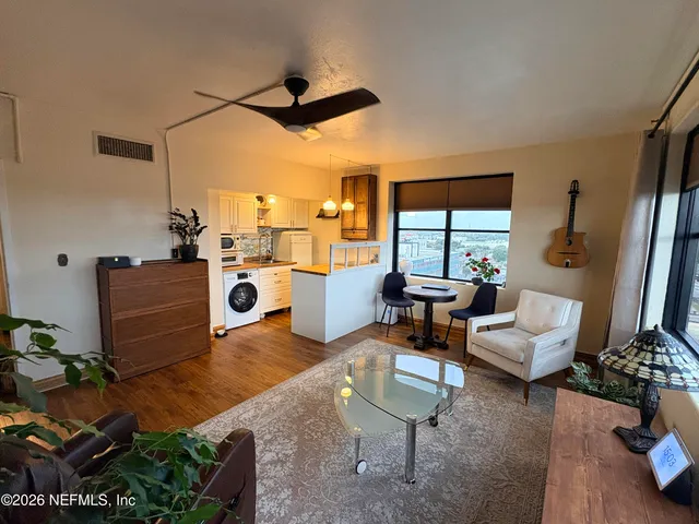 $100,000 | 311 West Ashley Street, Unit 1107, Jacksonville, FL 32202