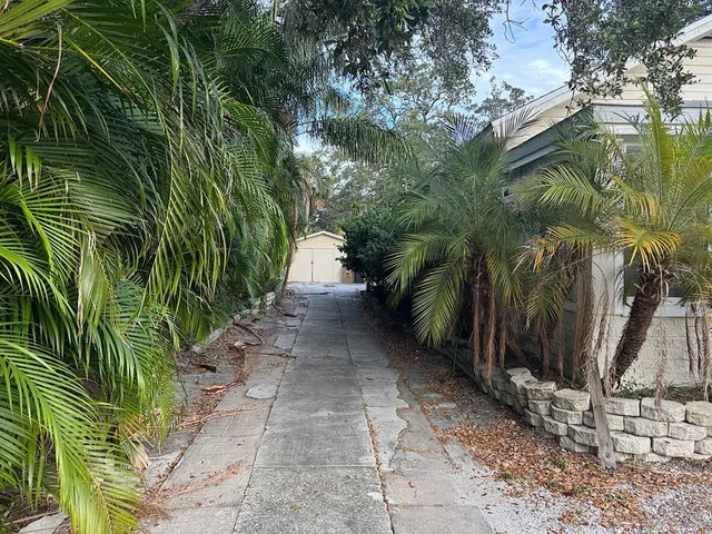 $1,795 | 424 Wildwood Way, Belleair, FL 33756