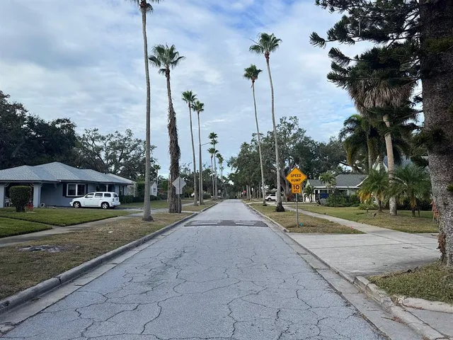 $1,795 | 424 Wildwood Way, Belleair, FL 33756