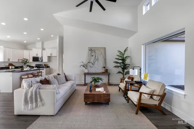 $400,000 | 921 Adamite Road, Kimberly, ID 83341