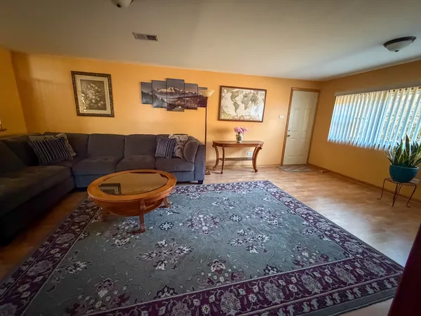 $410,500 | 10631 South Lori Lane, Palos Hills, IL 60465