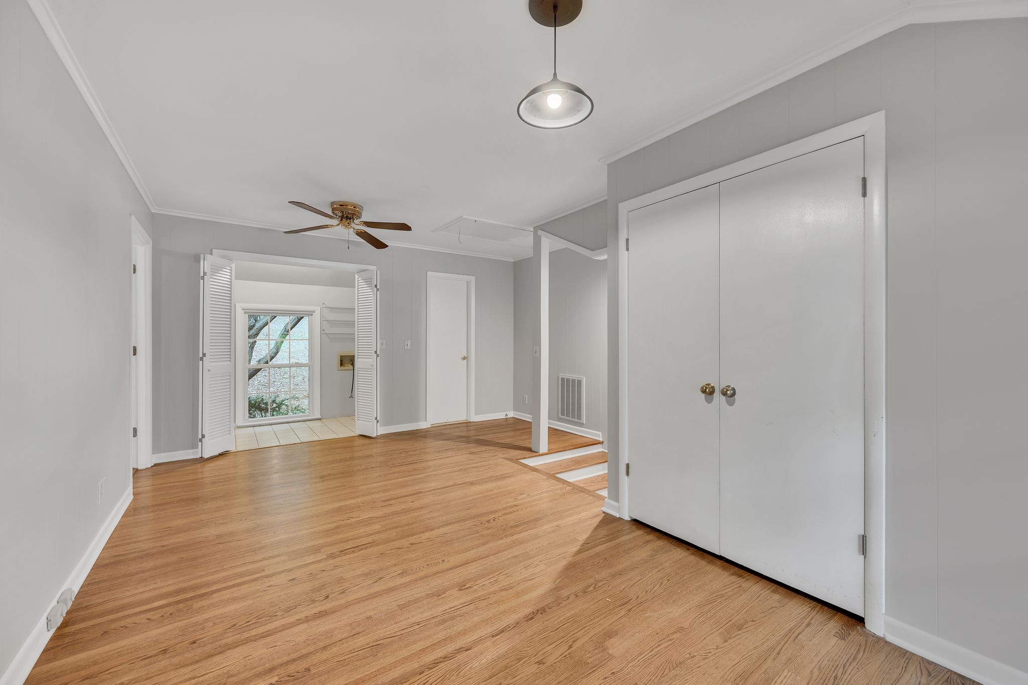 6620 Ellesmere Road Nashville, TN 37205 - Photo 33 of 45 Work from home in style. This office features hardwood flooring, a large closet with shelving, and a convenient half bath for added comfort.