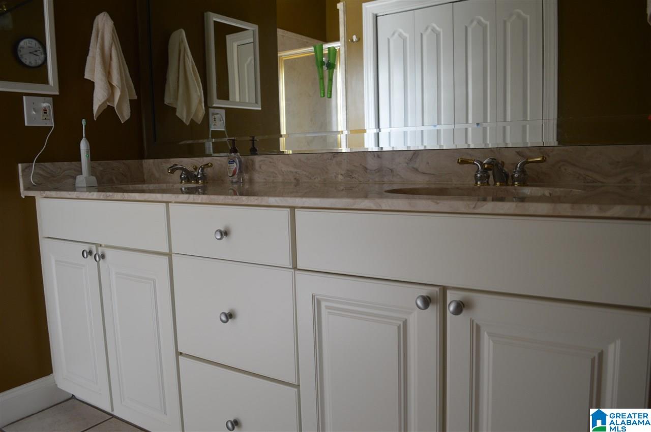 566 Henderson Road Odenville, AL 35120 - Photo 15 of 44 Gallery Image 15