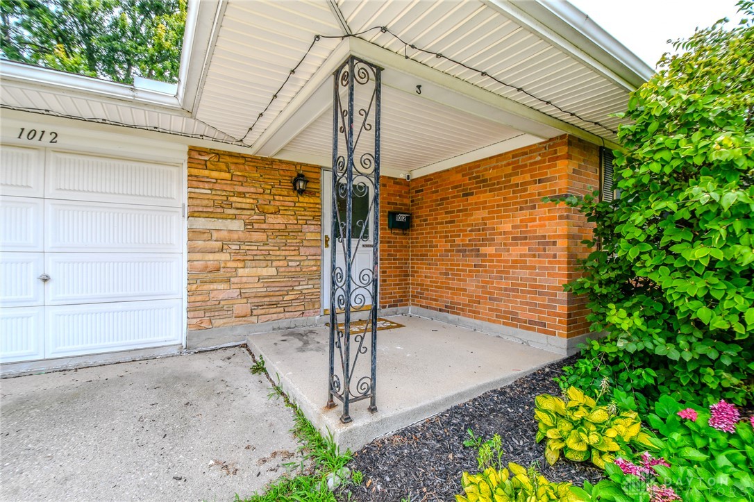 1012 East Stroop Road Kettering, OH 45429 - Photo 6 of 36 Gallery Image 6