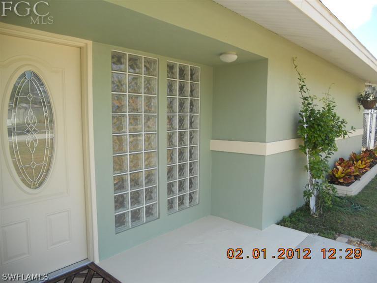 19132 Coconut Road Fort Myers, FL 33967 - Photo 4 of 24 Gallery Image 4