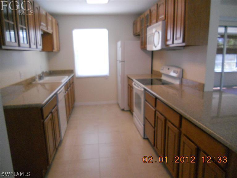 19132 Coconut Road Fort Myers, FL 33967 - Photo 5 of 24 Gallery Image 5