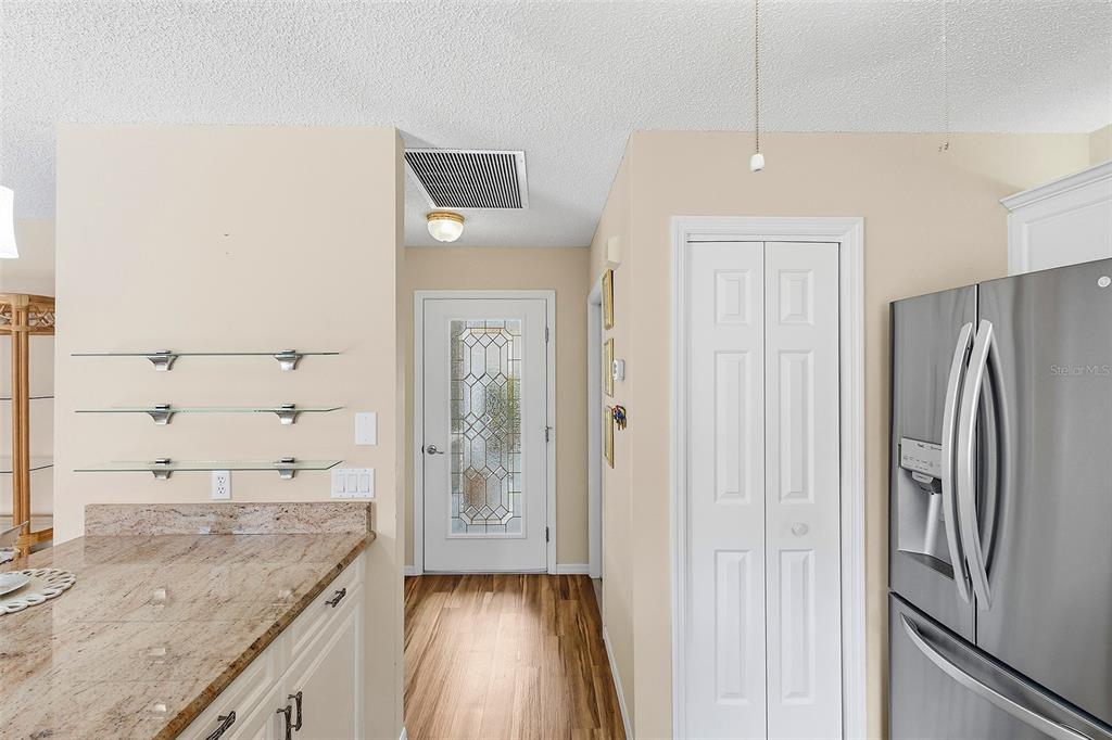 867 Oviedo Road Lady Lake, FL 32159 - Photo 6 of 35