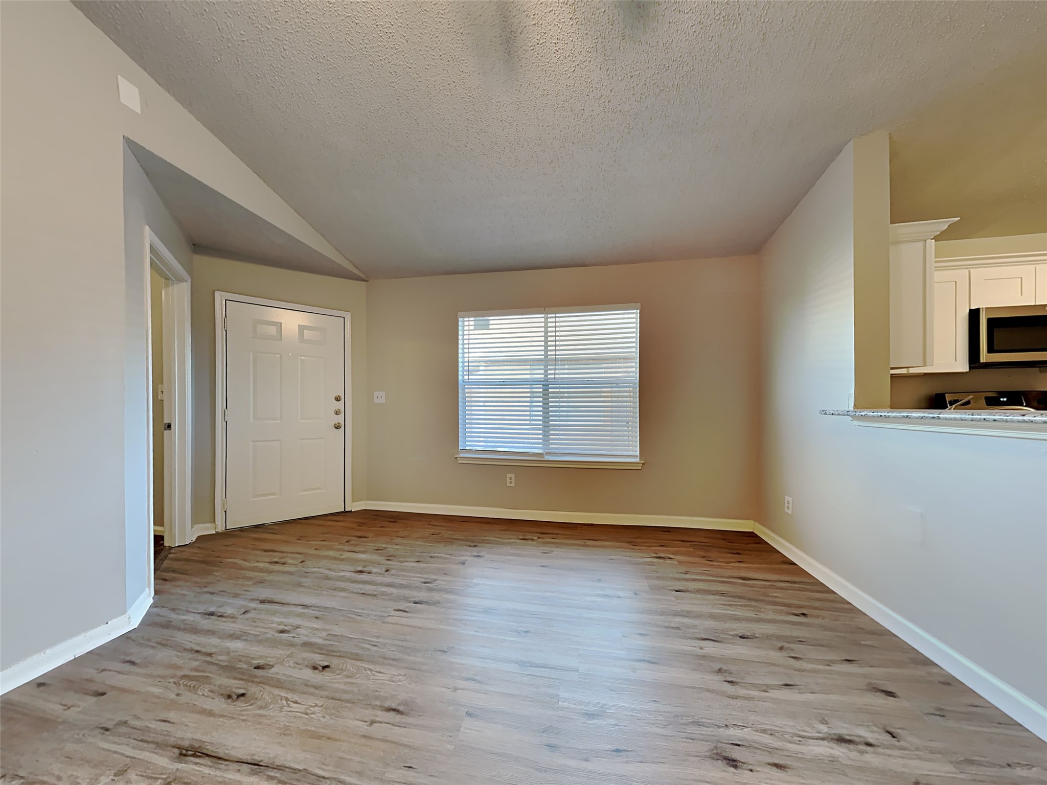4631 Croker Ridge Road Houston, TX 77053 - Photo 10 of 16