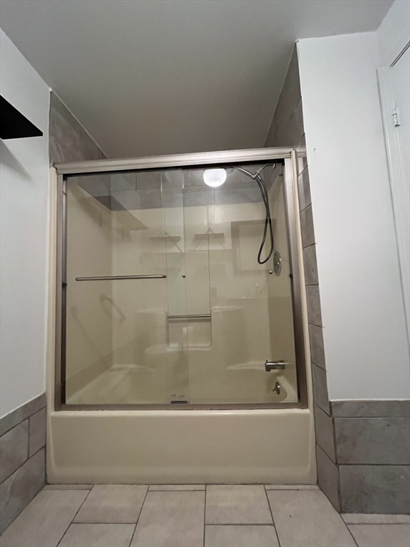 90 Roper Street, Unit A Lowell, MA 01852 - Photo 16 of 24