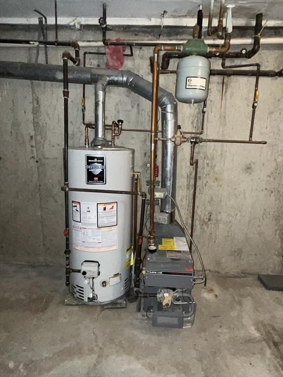 90 Roper Street, Unit A Lowell, MA 01852 - Photo 20 of 24