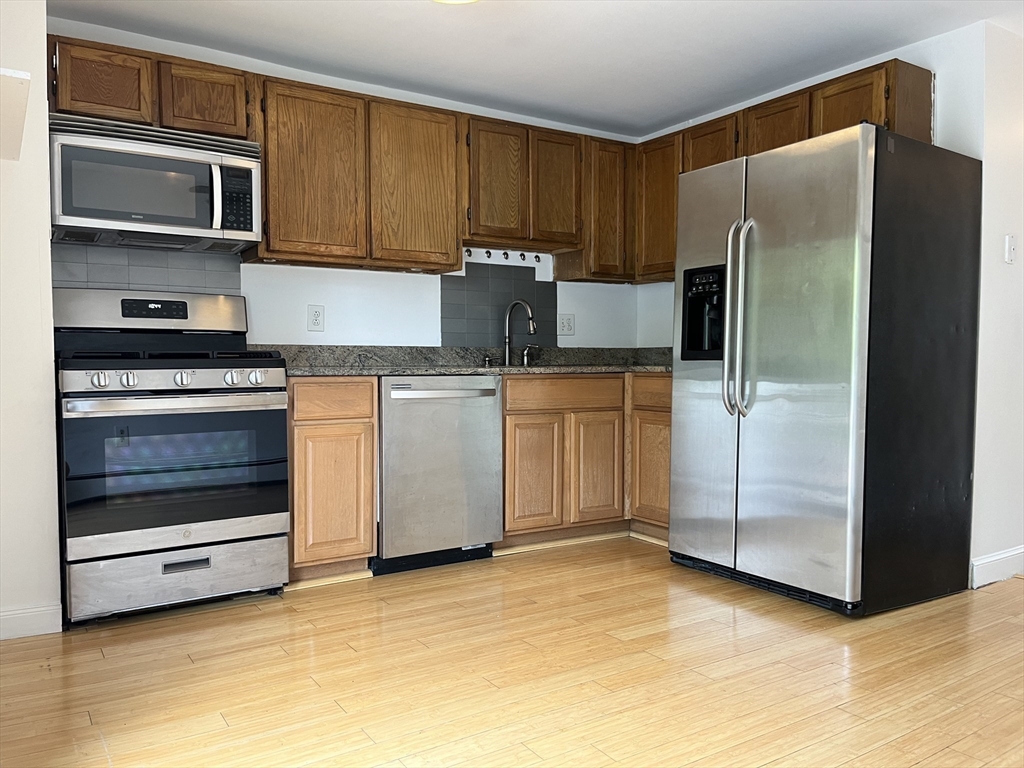 90 Roper Street, Unit A Lowell, MA 01852 - Photo 6 of 24