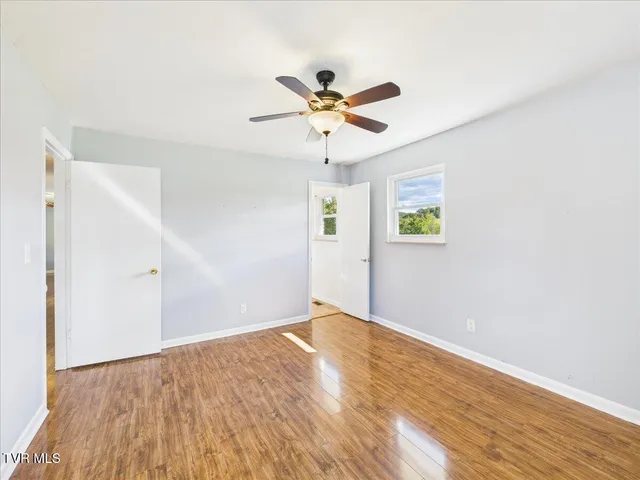 $190,000 | 161 Gardenia Drive, Ewing, VA 24248