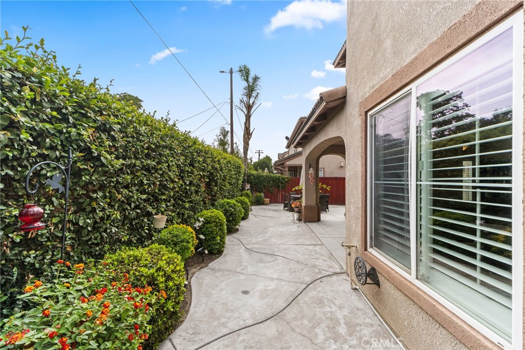 4065 Garvey Way Riverside, CA 92501 - Photo 30 of 42